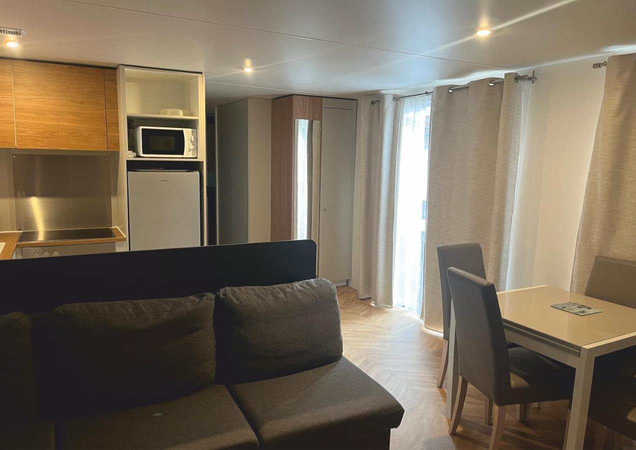 Grand Mobile-Home 45M2 Au Calme Et Au Bord De Mer Сен-Бревен-ле-Пен Екстер'єр фото