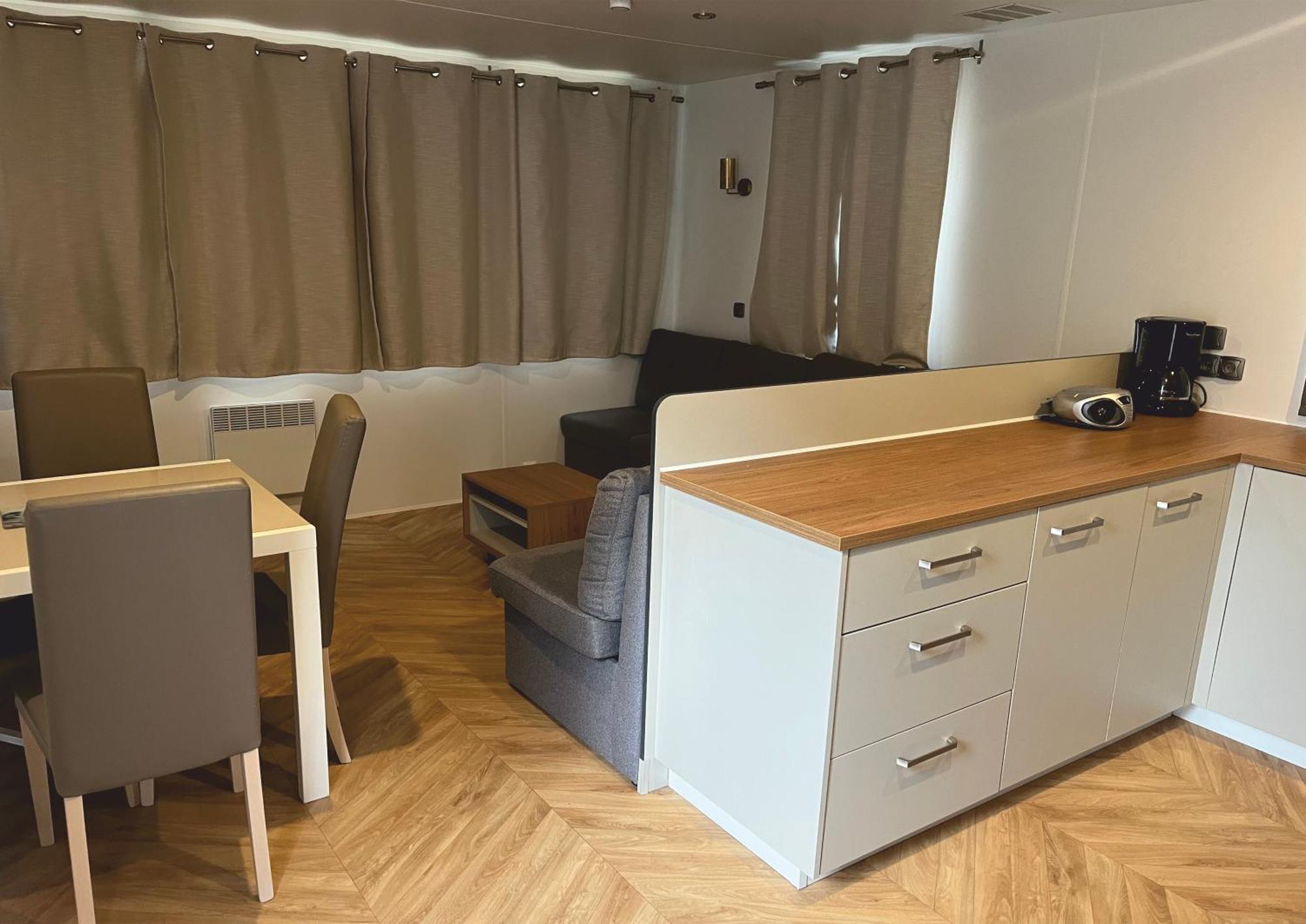 Grand Mobile-Home 45M2 Au Calme Et Au Bord De Mer Сен-Бревен-ле-Пен Екстер'єр фото